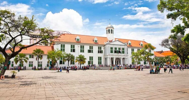 Kota Tua Jakarta, Destinasi Ikonik yang Punya Cerita di Setiap Sudutnya