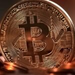 prediksi bitcoin turun 30 persen
